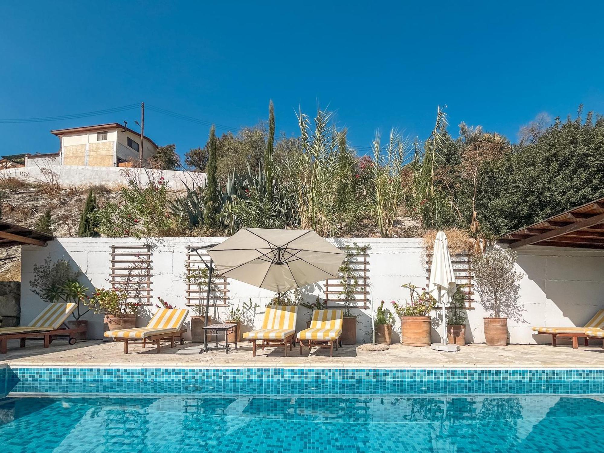 Kalavasos Square Apartments - With Pool 3 Minutes Walk Экстерьер фото